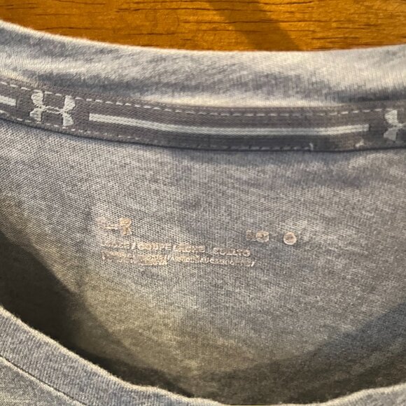 Bundle - Under Armour Athletics Ts - Picture 4 of 5